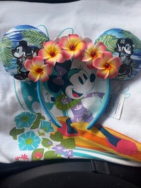 Disney aulani resort Hawaiian  Floral Minnie Mouse Ears Headband